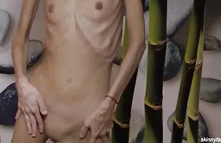 XXX Valentina Paradis suka duduk di atas ayam tebal bokep pelajar indo viral