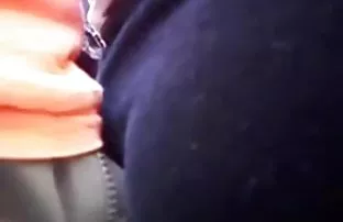 XXX Si rambut pirang bersenang-senang dengan pria kulit hitam yang sehat di budaknya yang berambut pirang viral bokep indo