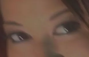 XXX Dua bitches video viral indonesia bokep membangunkan seorang pria dan membuatnya menjadi blowjob